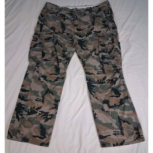 Levis Cargo Pants‎ Relaxed fit Cargo Pants Color Green Camouflage 38 X 30(40x28)